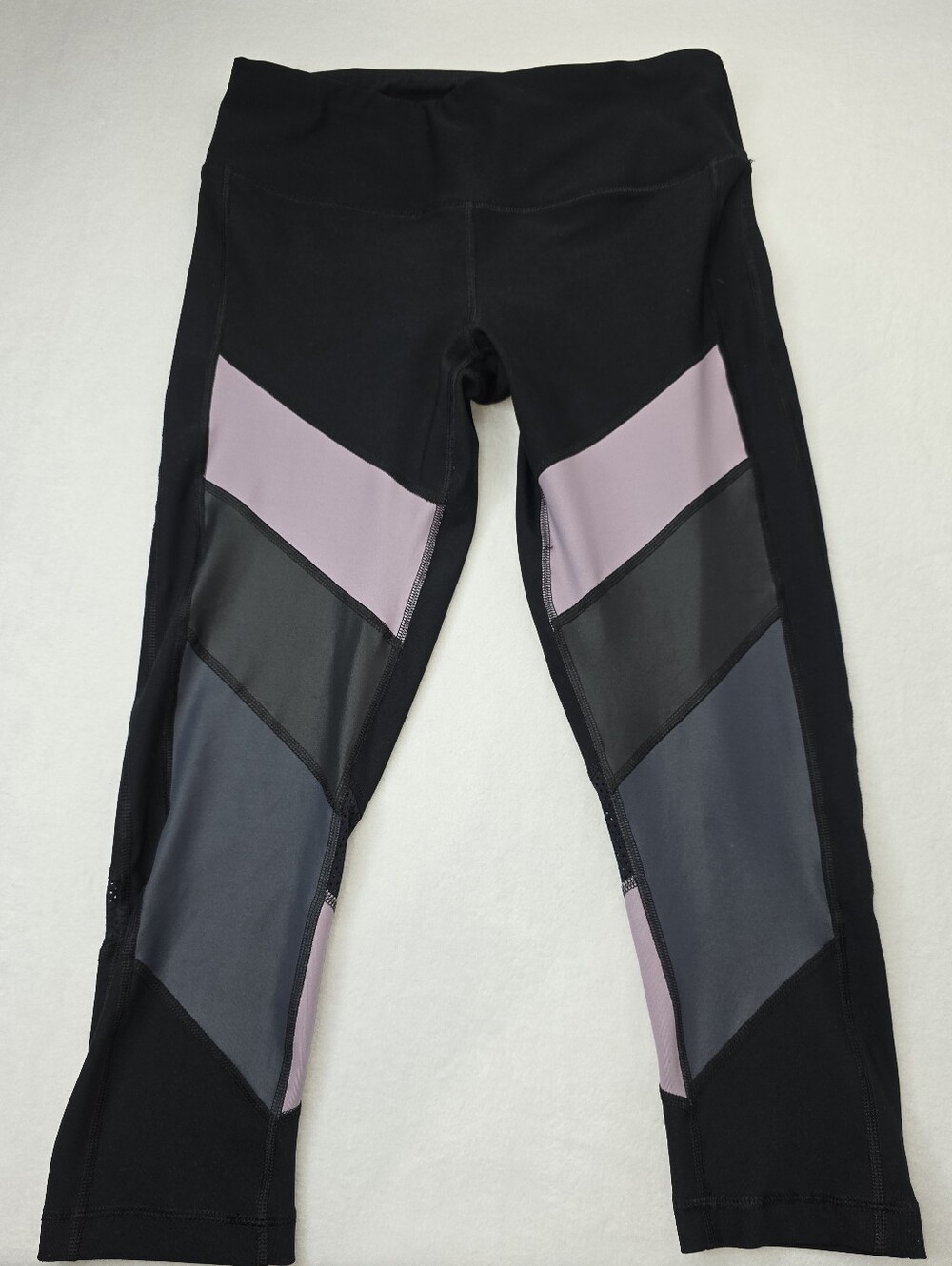 90 Degree by Reflec Women's Black Leggings Crop Athletic Size Medium CS-3627